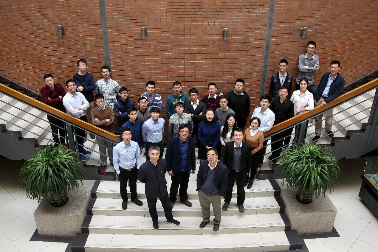 课题组照片 课题组照片