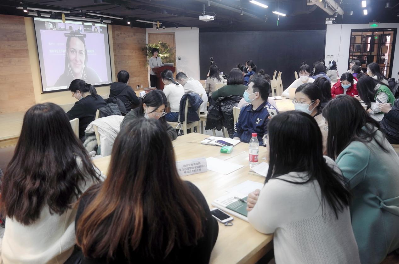 20220225-beat365英国官方网站国际化能力提升计划研讨班 -研讨班学员 - 听讲.jpg
