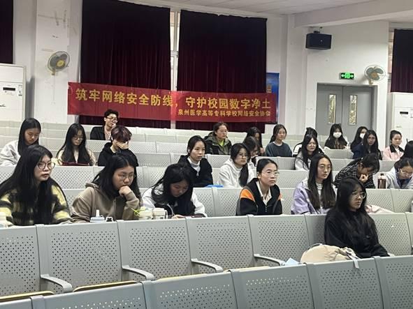 说明: 图示, 示意图
中度可信度描述已自动生成:ver1